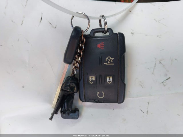 1GNSCAECXJR253890 Chevrolet Tahoe Ls