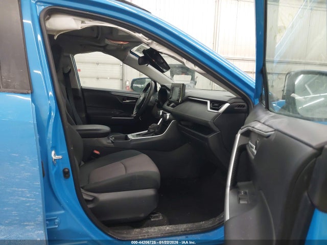 2T3P1RFV1KC020423 Toyota Rav4 Xle