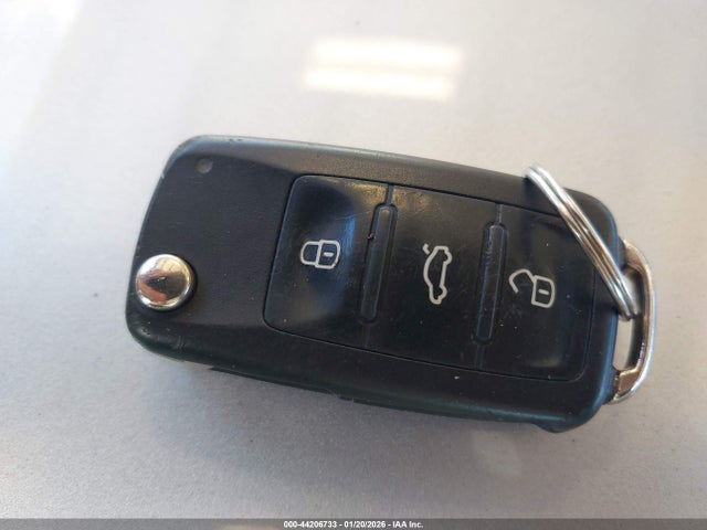 2016 VOLKSWAGEN TIGUAN WVGBV7AX8GW534171 Photo 10