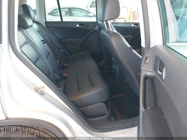 2016 VOLKSWAGEN TIGUAN WVGBV7AX8GW534171 Photo 7
