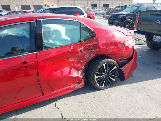 4T1B61HK6KU243693 Toyota CAMRY XSE