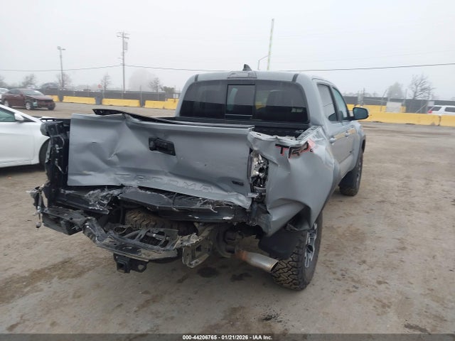 5TFCZ5AN1MX251567 Toyota Tacoma Trd Off-road