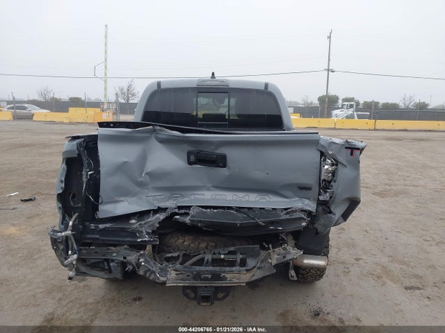 5TFCZ5AN1MX251567 Toyota Tacoma Trd Off-road