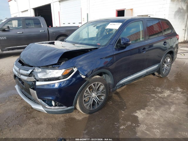 2017 MITSUBISHI OUTLANDER JA4AD3A39HZ054269 Photo 1