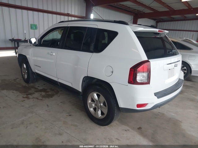 1C4NJCEA9GD666721 Jeep Compass Latitude