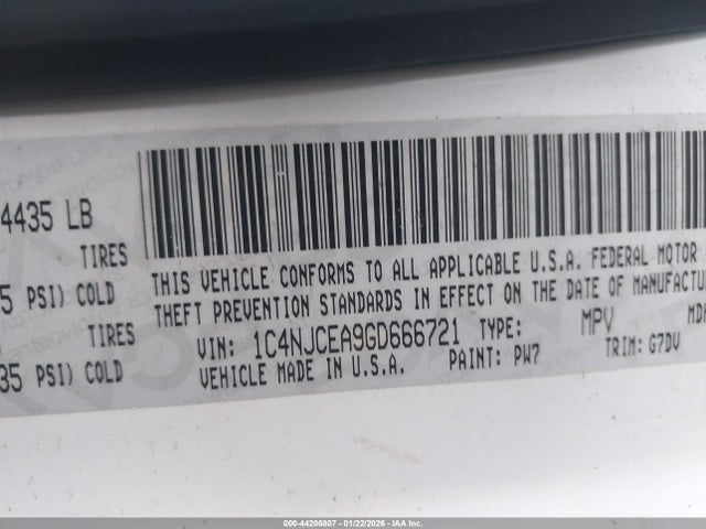 1C4NJCEA9GD666721 Jeep Compass Latitude