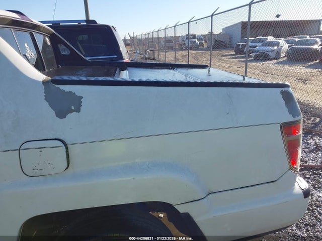 Honda Ridgeline Rtl 2014 5FPYK1F58EB011009 Image 18