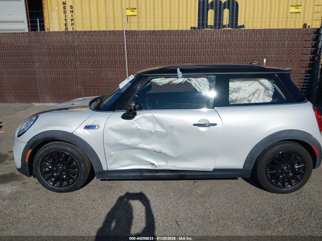 WMWXP7C55H2A45297 Mini Hardtop Cooper S