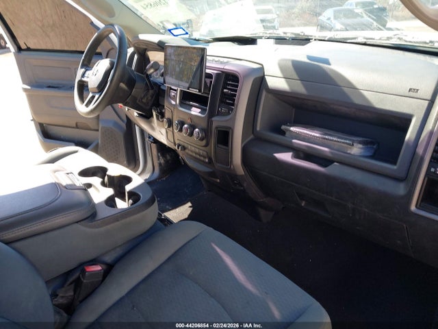 44206854 :رقم المزاد ، 3C63RRGLXJG179188 vin ، 2018 Ram 3500 Tradesman  4x4 8' Box مزاد بيع