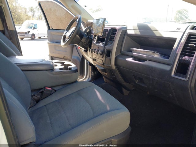 44206854 :رقم المزاد ، 3C63RRGLXJG179188 vin ، 2018 Ram 3500 Tradesman  4x4 8' Box مزاد بيع