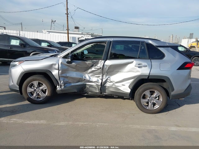 JTMMWRFV0RD260962 Toyota Rav4 Hybrid Le