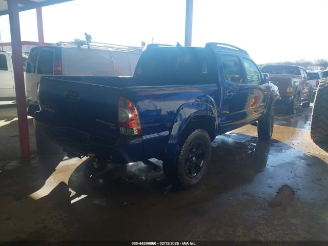Toyota Tacoma Prerunner V6 2015 5TFJU4GN3FX073106 Image 4