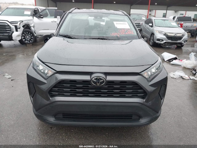 Toyota RAV4 LE 2019 2T3H1RFV0KW044196 Image 11