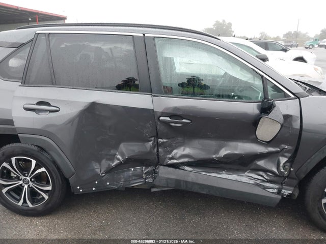 Toyota RAV4 LE 2019 2T3H1RFV0KW044196 Image 17