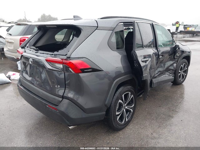 Toyota RAV4 LE 2019 2T3H1RFV0KW044196 Image 4