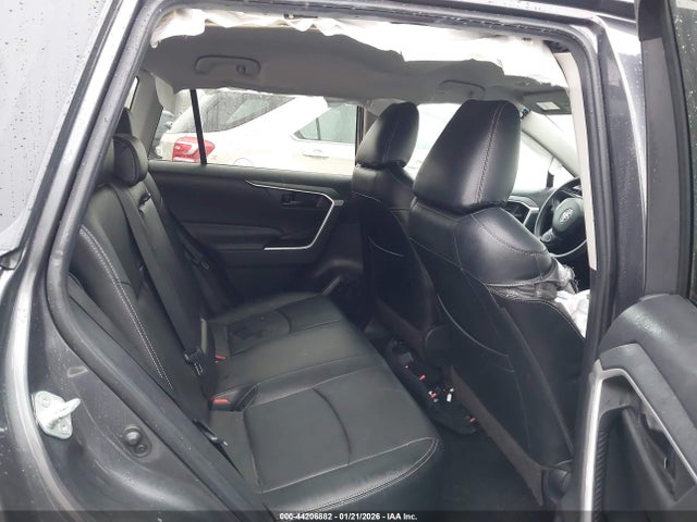 Toyota RAV4 LE 2019 2T3H1RFV0KW044196 Image 8