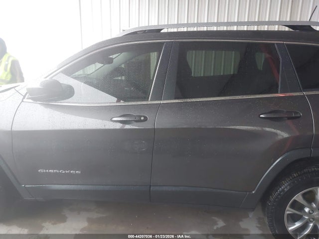 Jeep Cherokee Latitude Plus Fwd 2019 1C4PJLLB6KD370097 Image 14