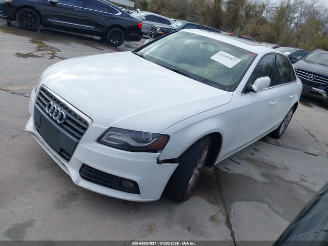 2012 AUDI A4 WAUAFAFLXCN018911 Photo 1