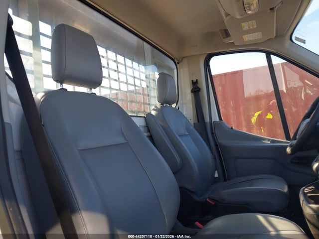 1FDYR5ZM6JKA92714 Ford Transit-250 Cab