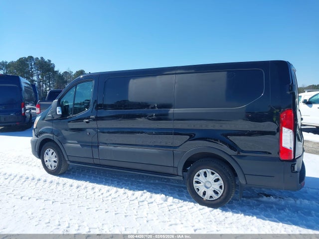 1FTYE1Y88MKA34511 Ford Transit-150