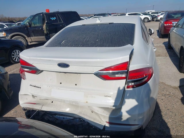 Ford FUSION SE 2019 3FA6P0H77KR261870 Image 16