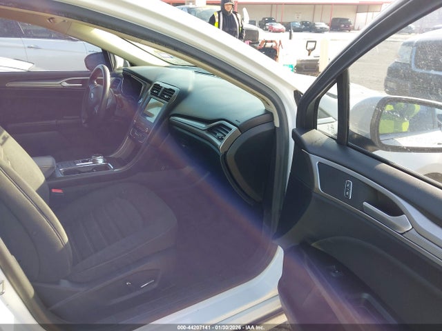 Ford FUSION SE 2019 3FA6P0H77KR261870 Image 5