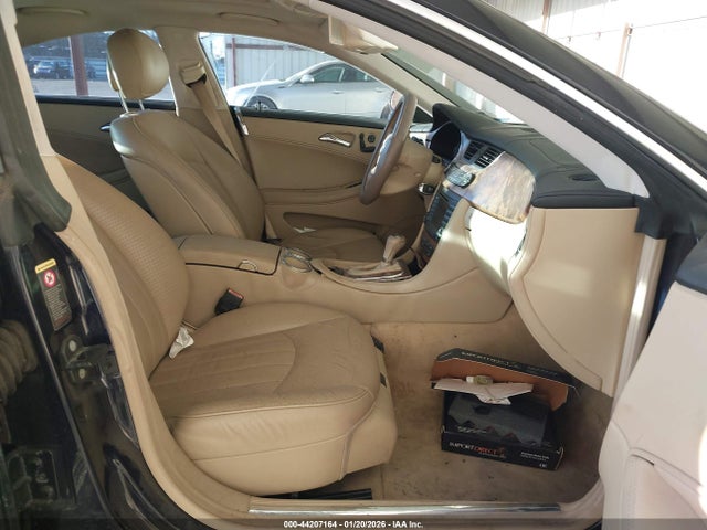 2006 MERCEDES-BENZ CLS 500 WDDDJ75X86A039103 Photo 4