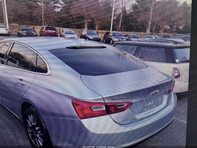 2018 CHEVROLET MALIBU 1G1ZD5ST3JF179268 Photo 2