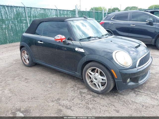 2009 MINI COOPER S WMWMS33569TG88618 Photo 0