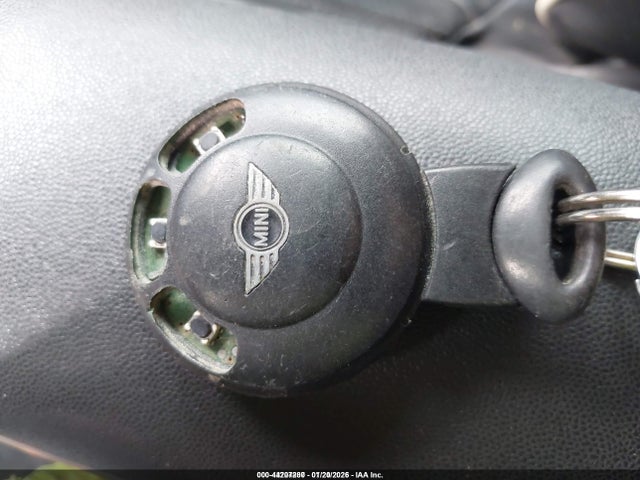 2009 MINI COOPER S WMWMS33569TG88618 Photo 10