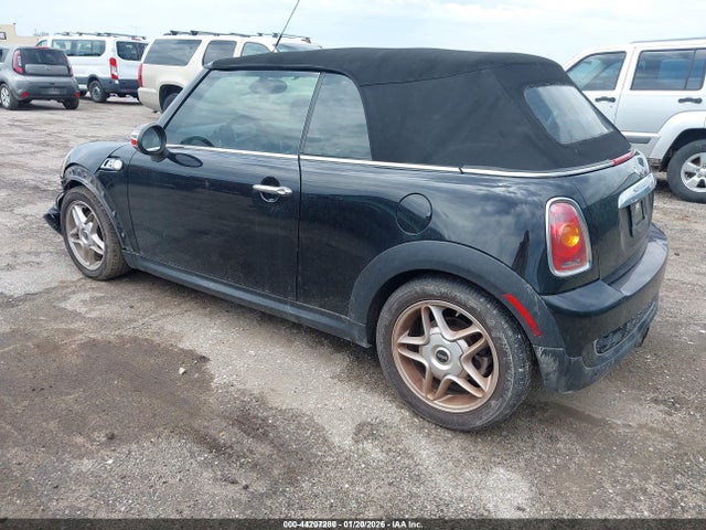 2009 MINI COOPER S WMWMS33569TG88618 Photo 2
