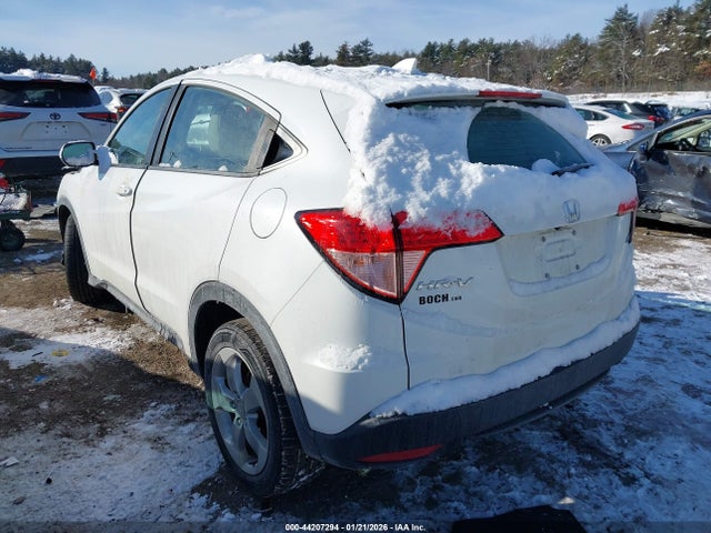 2018 HONDA HR-V 3CZRU6H39JM731595 Photo 2
