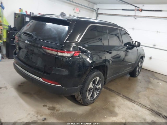 2023 JEEP GRAND CHEROKEE 4XE 1C4RJYB60PC670211 Photo 3