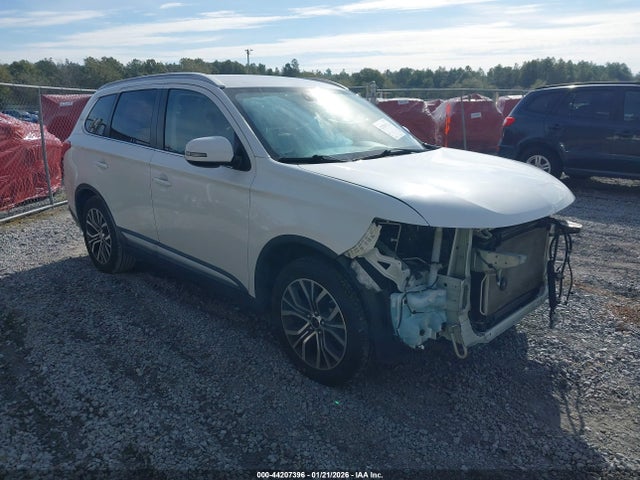 2017 MITSUBISHI OUTLANDER JA4AD3A3XHZ046889 Photo 0