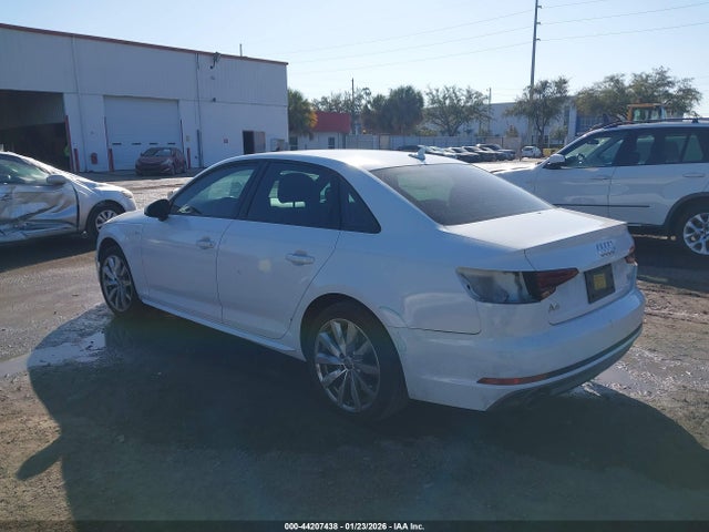 2018 AUDI A4 WAUKMAF46JA039066 Photo 2