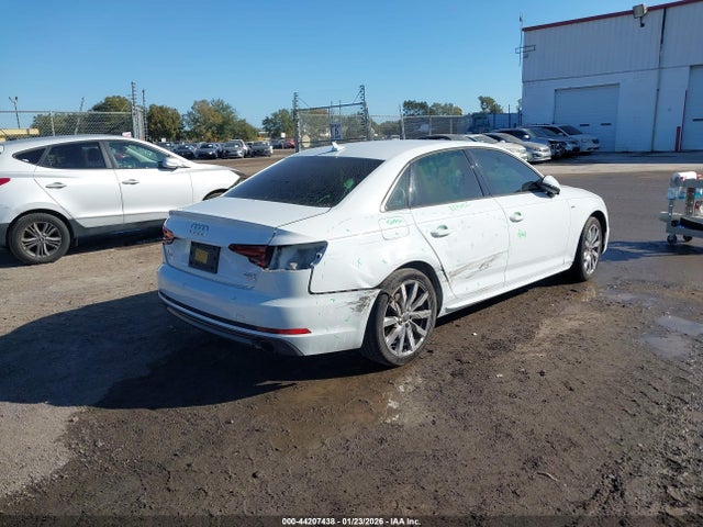 2018 AUDI A4 WAUKMAF46JA039066 Photo 3