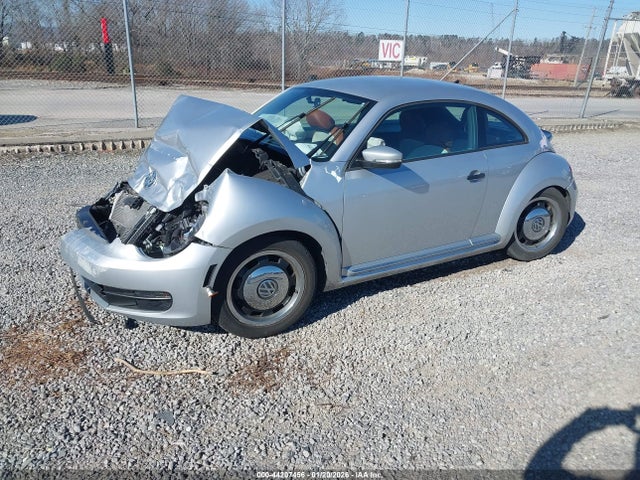 3VWF17AT6FM656490 Volkswagen Beetle 1.8t Classic
