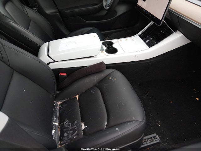 2020 TESLA MODEL 3 5YJ3E1EA7LF504315 Photo 4