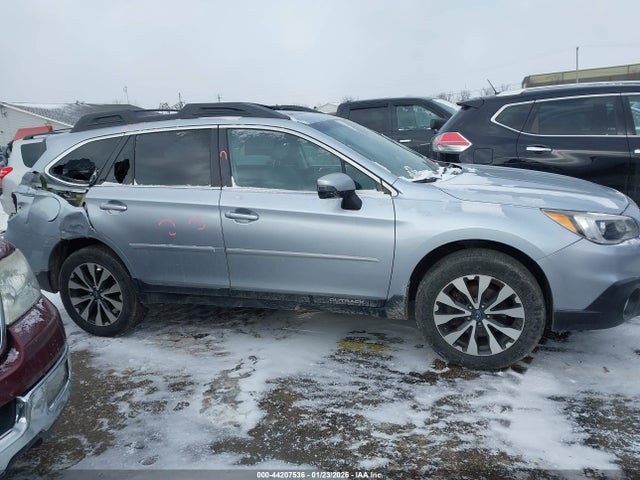 Продажа на аукционе авто 2016 Subaru Outback 2.5i Limited, vin: 4S4BSBNC2G3353748, номер лота: 44207536