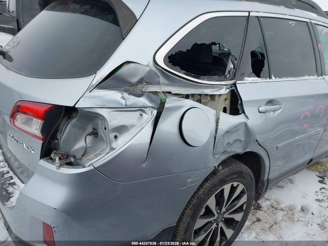 Продажа на аукционе авто 2016 Subaru Outback 2.5i Limited, vin: 4S4BSBNC2G3353748, номер лота: 44207536