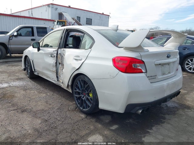 2018 SUBARU WRX STI JF1VA2W63J9815158 Photo 2