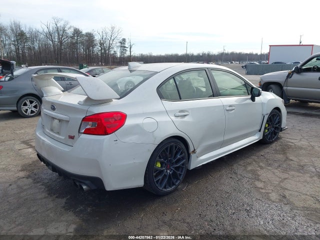 2018 SUBARU WRX STI JF1VA2W63J9815158 Photo 3