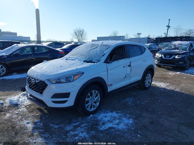 Hyundai TUCSON SE 2019 KM8J2CA49KU954464 Image 2
