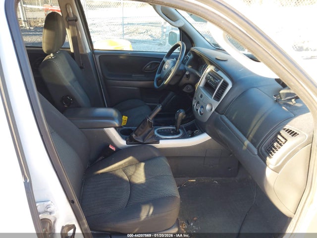 44207569 :رقم المزاد ، 4F2CZ94196KM13493 vin ، 2006 Mazda Tribute S مزاد بيع