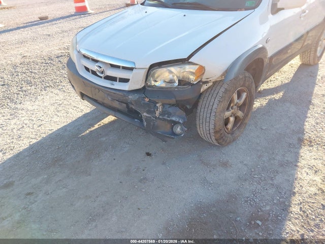 44207569 :رقم المزاد ، 4F2CZ94196KM13493 vin ، 2006 Mazda Tribute S مزاد بيع