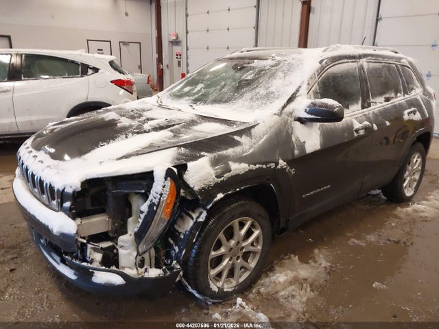 Продажа на аукционе авто 2015 Jeep Cherokee Latitude, vin: 1C4PJMCSXFW583067, номер лота: 44207596