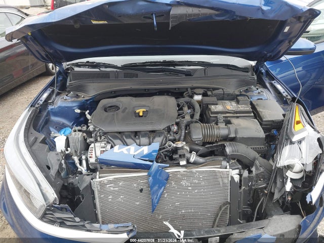 3KPF24ADXPE683419 KIA Forte Lxs