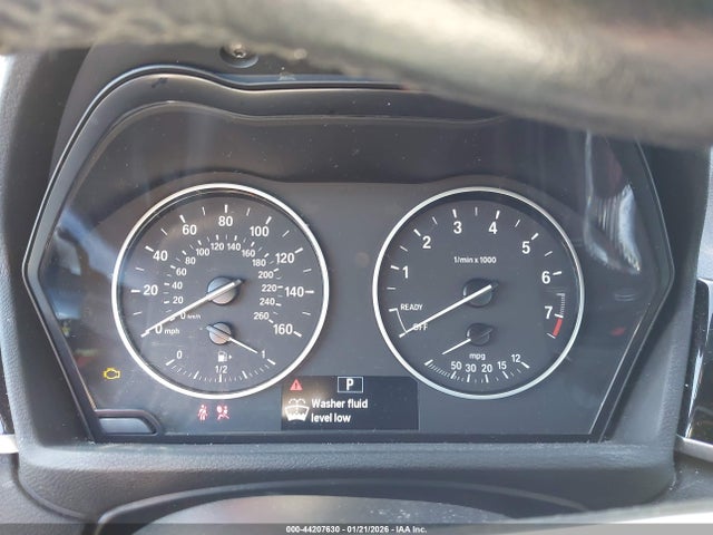 2018 BMW X1 WBXHT3C32J5L24981 Photo 6