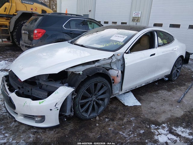 2015 TESLA MODEL S 5YJSA1S13FFP74593 Photo 1