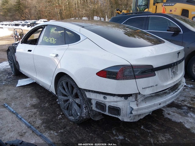 2015 TESLA MODEL S 5YJSA1S13FFP74593 Photo 2